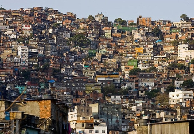 Na última semana, o jornal O Globo ouviu de médicos, infectologistas, acadêmicos, moradores de bairros pobres e autoridades à frente […]