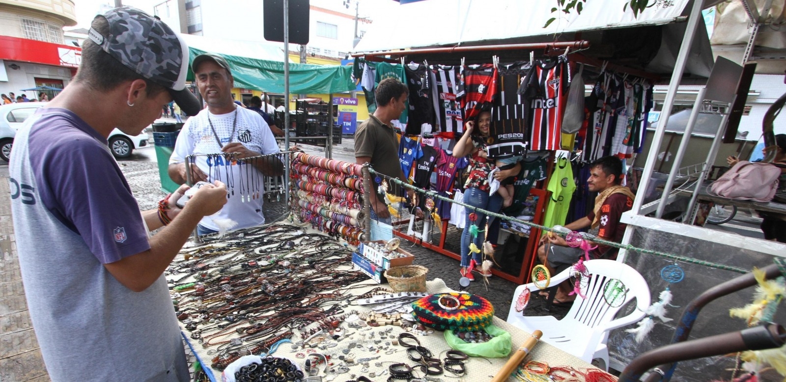 Os últimos números disponíveis sobre o mercado de trabalho mostram que era um conto de fadas a crença de que a reforma turbinaria a abertura de vagas.