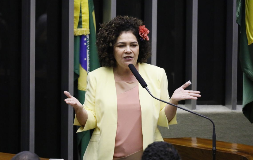 Perpétua Almeida cobra ações concretas de Bolsonaro contra crise econômica e pandemia do coronavírus | (Foto: Luis Macedo/Agência Câmara)